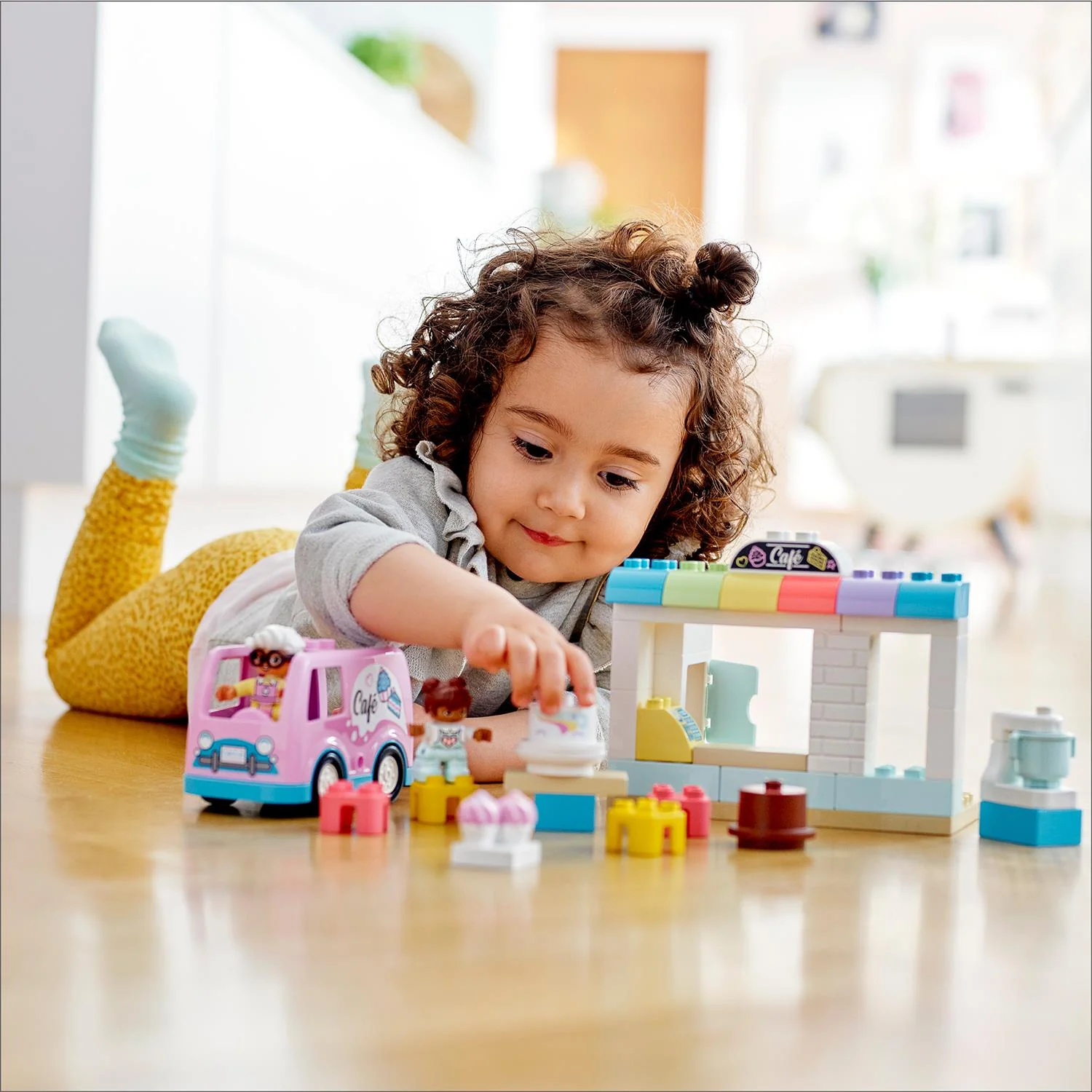 LEGO® DUPLO™ Bakery - Image 9