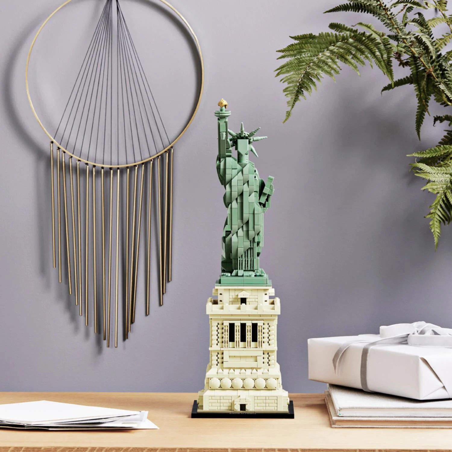 LEGO® Architecture Statue of Liberty - Image 9