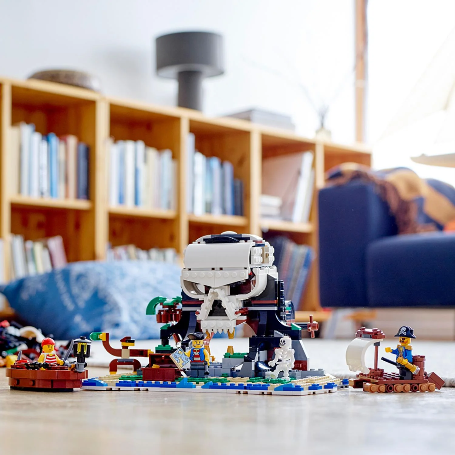 LEGO® Creator 3-in-1 Pirate Ship - Image 8