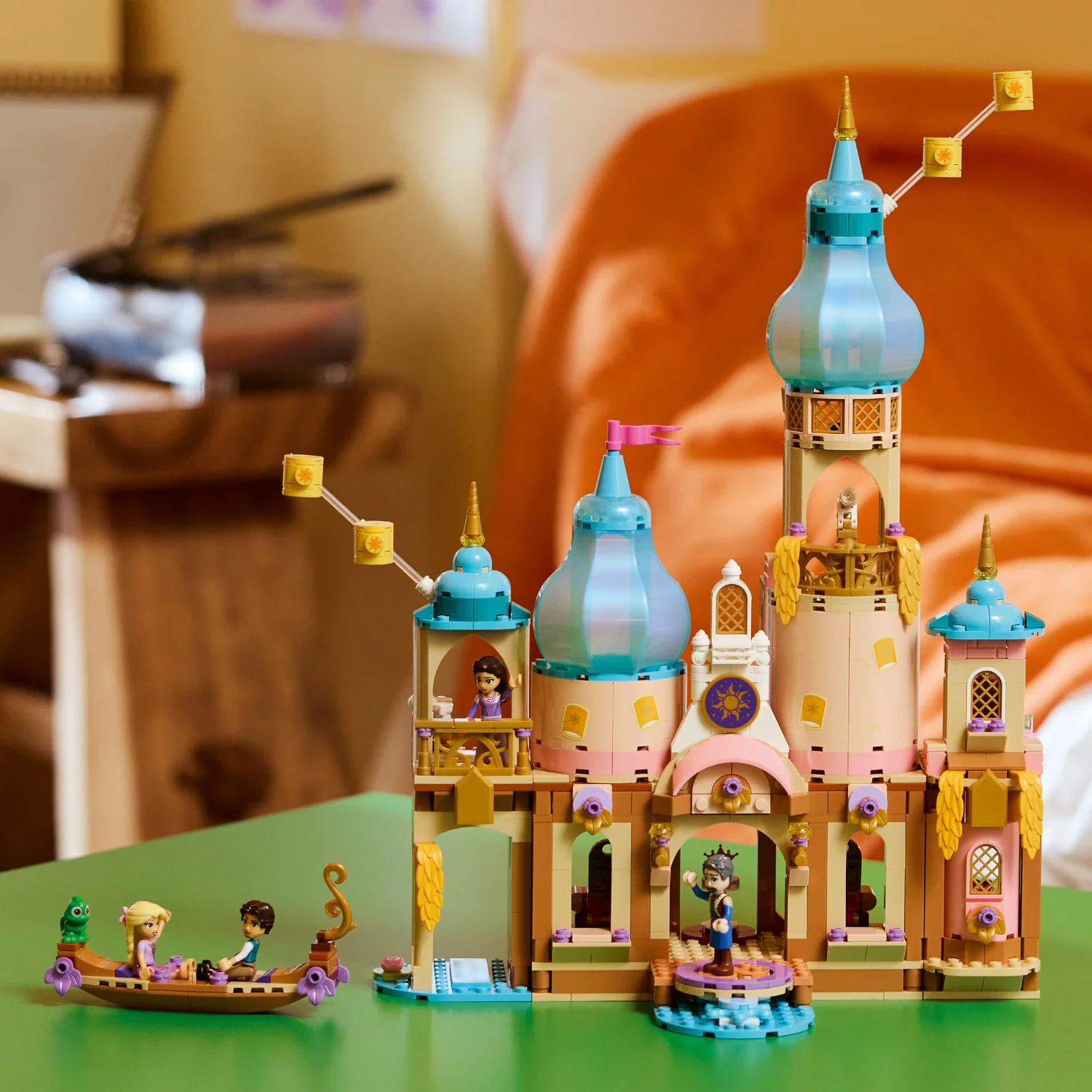 LEGO® | Disney Princess Rapunzel’s Castle - Image 5