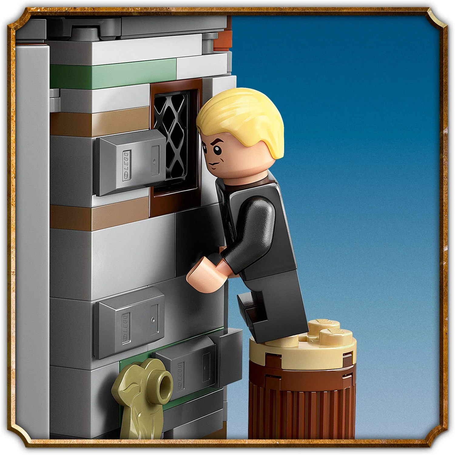 LEGO® Harry Potter™ Hagrid's Hut: An Unexpected Visit - Image 10