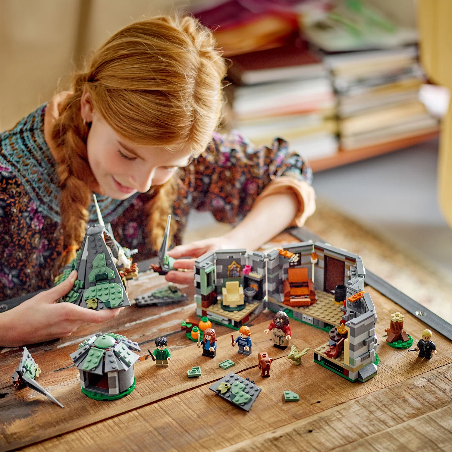 LEGO® Harry Potter™ Hagrid's Hut: An Unexpected Visit - Image 3