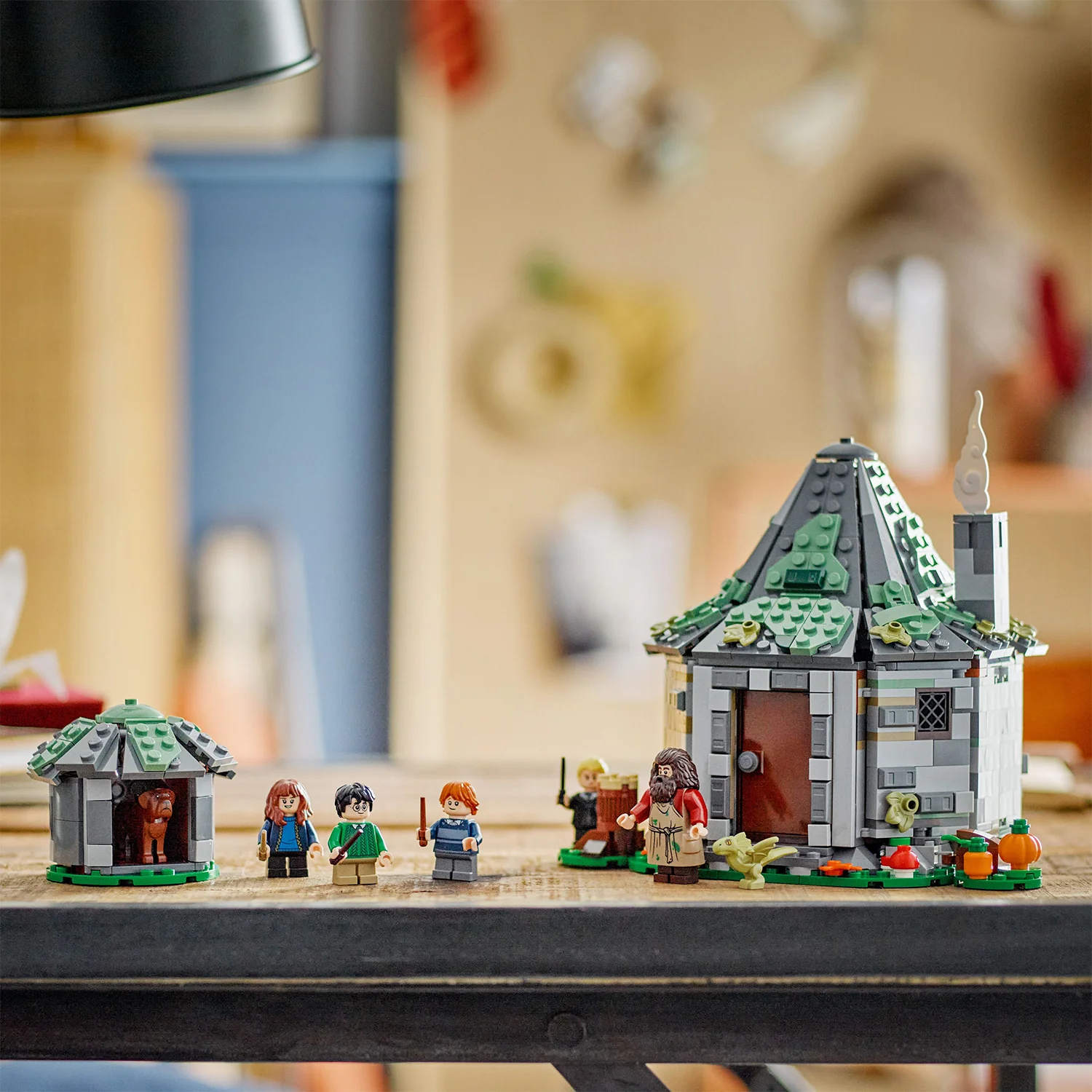 LEGO® Harry Potter™ Hagrid's Hut: An Unexpected Visit - Image 4