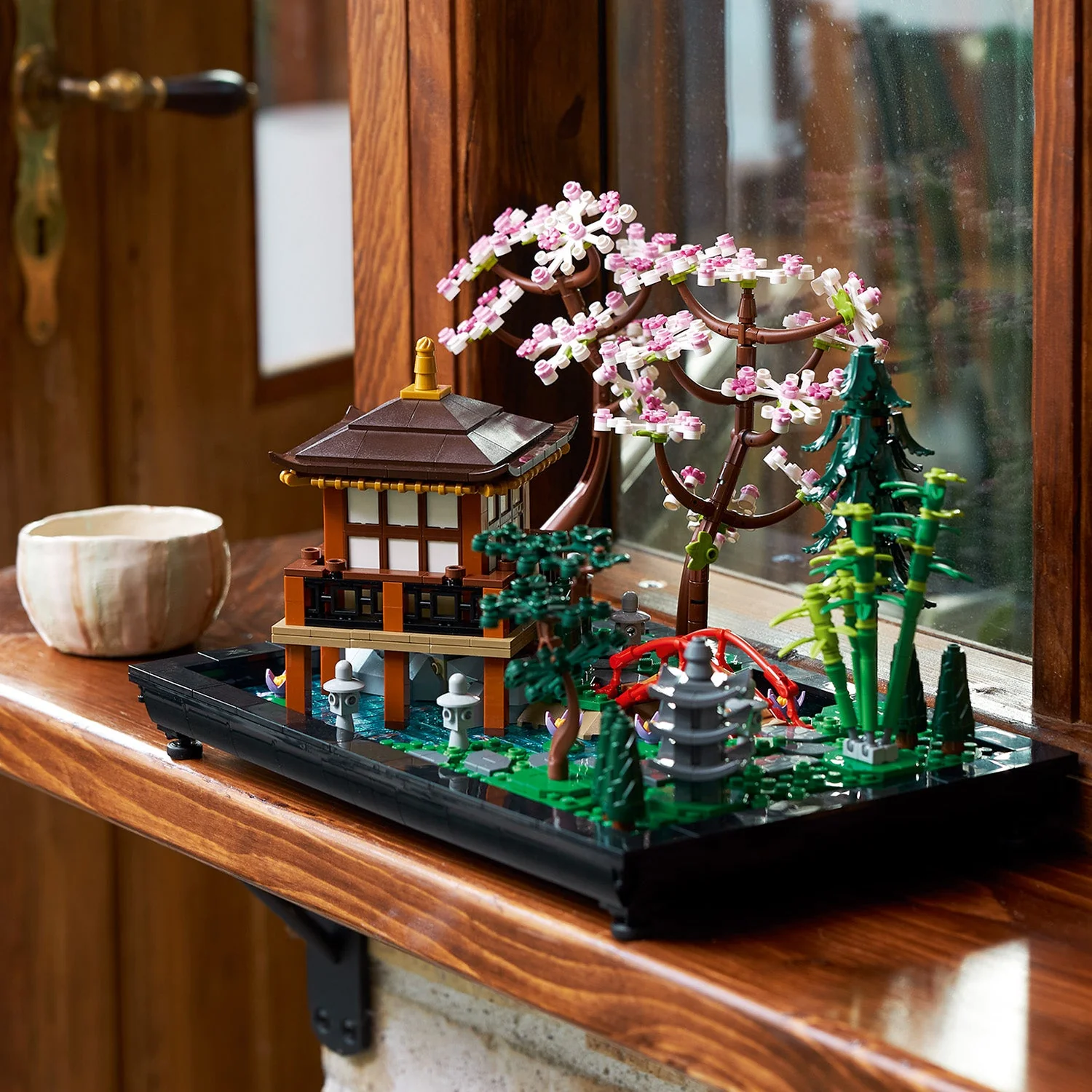 LEGO® Icons Tranquil Garden - Image 5