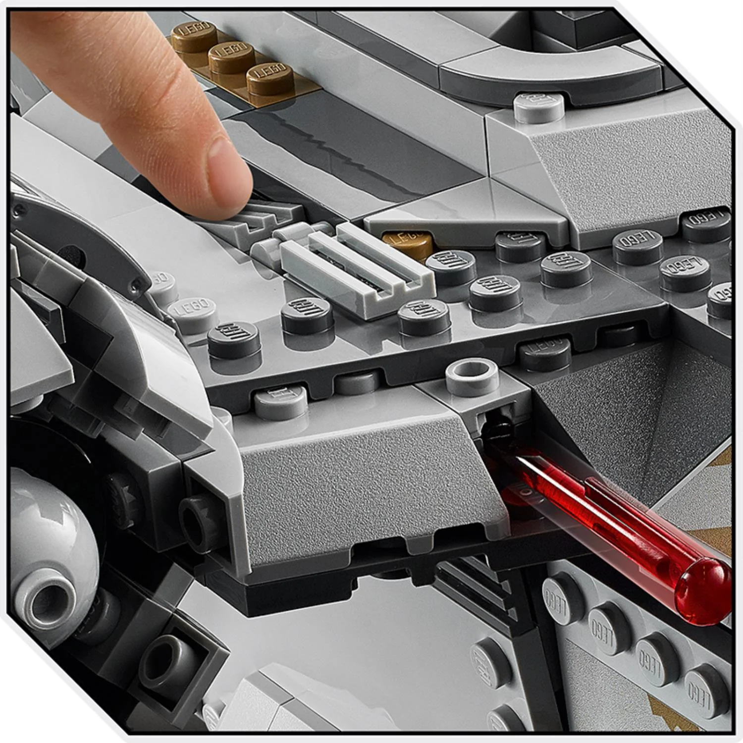 LEGO® Star Wars™ The Razor Crest™ - Image 20