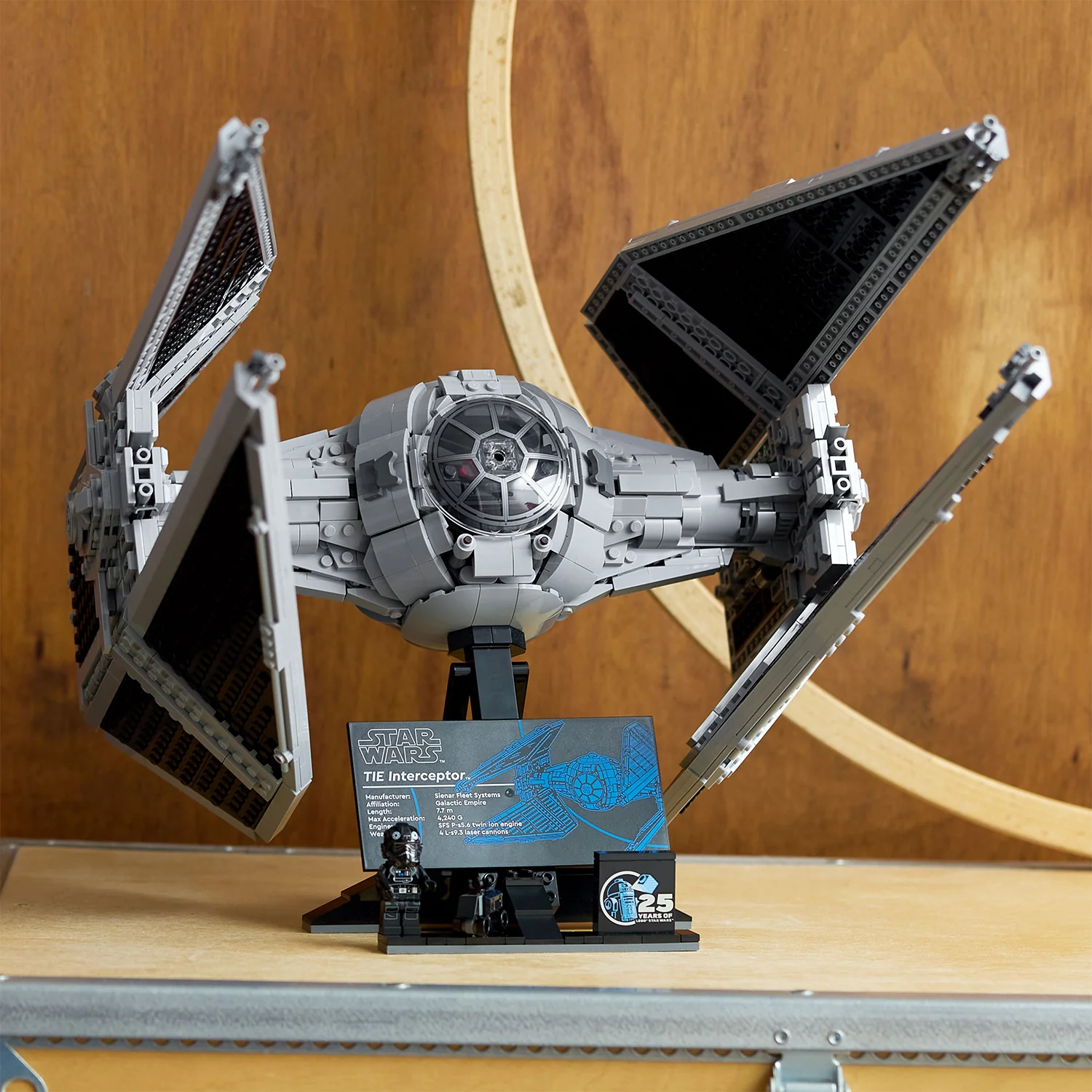 LEGO® Star Wars™ TIE Interceptor™ - Image 5