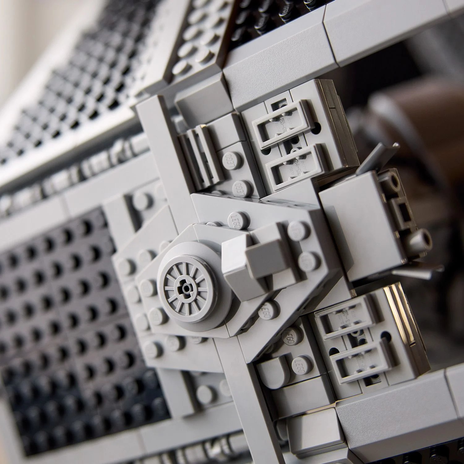 LEGO® Star Wars™ TIE Interceptor™ - Image 6
