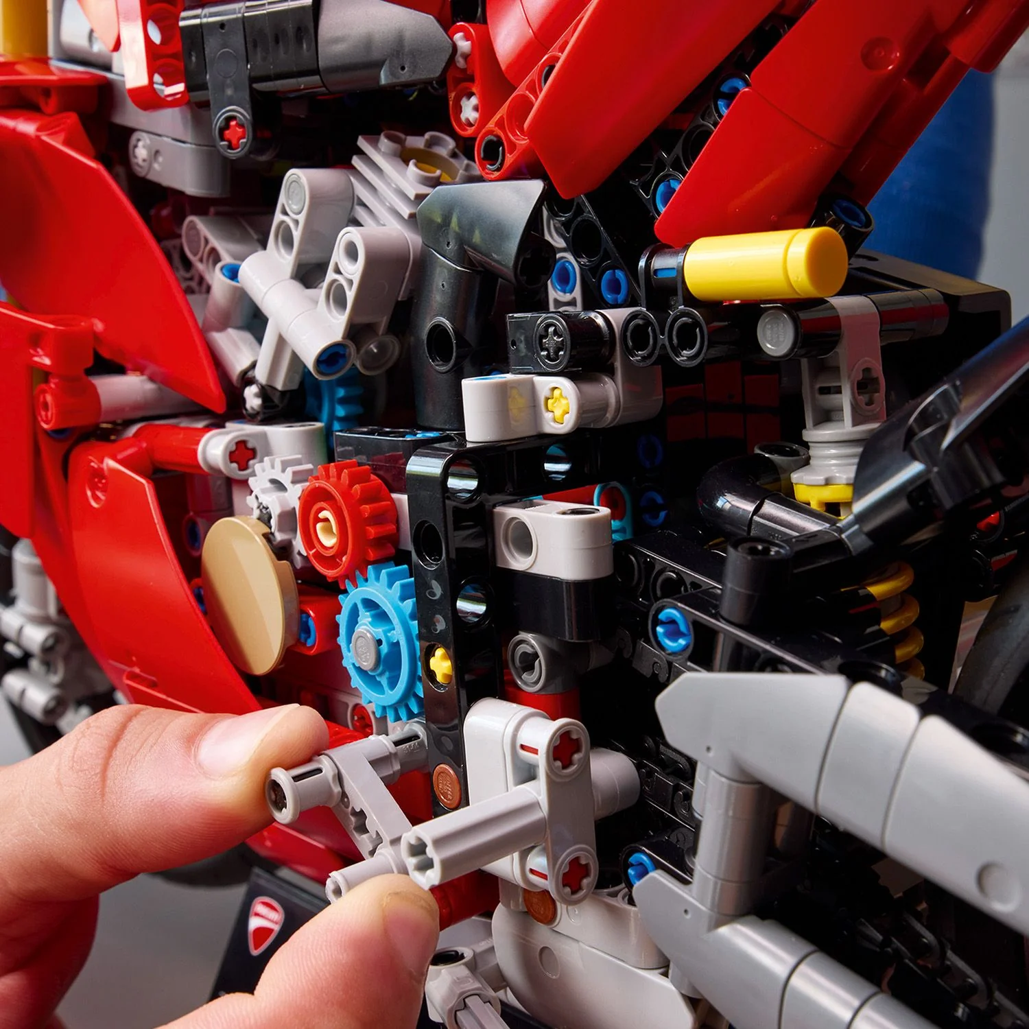 LEGO® Technic Ducati Panigale V4 S Motorcycle - Image 10