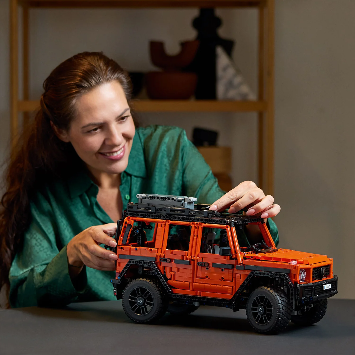 LEGO® Technic Mercedes-Benz G 500 PROFESSIONAL Line - Image 4