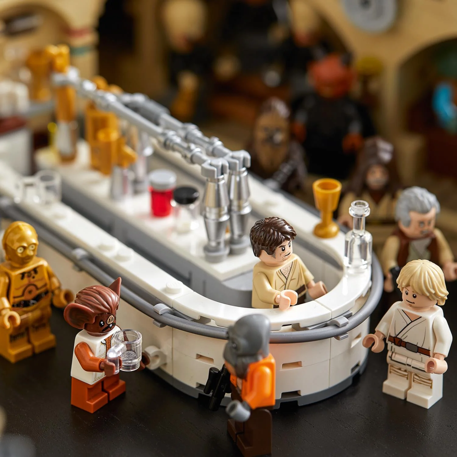 LEGO® Star Wars™ Mos Eisley Cantina™ - Image 15
