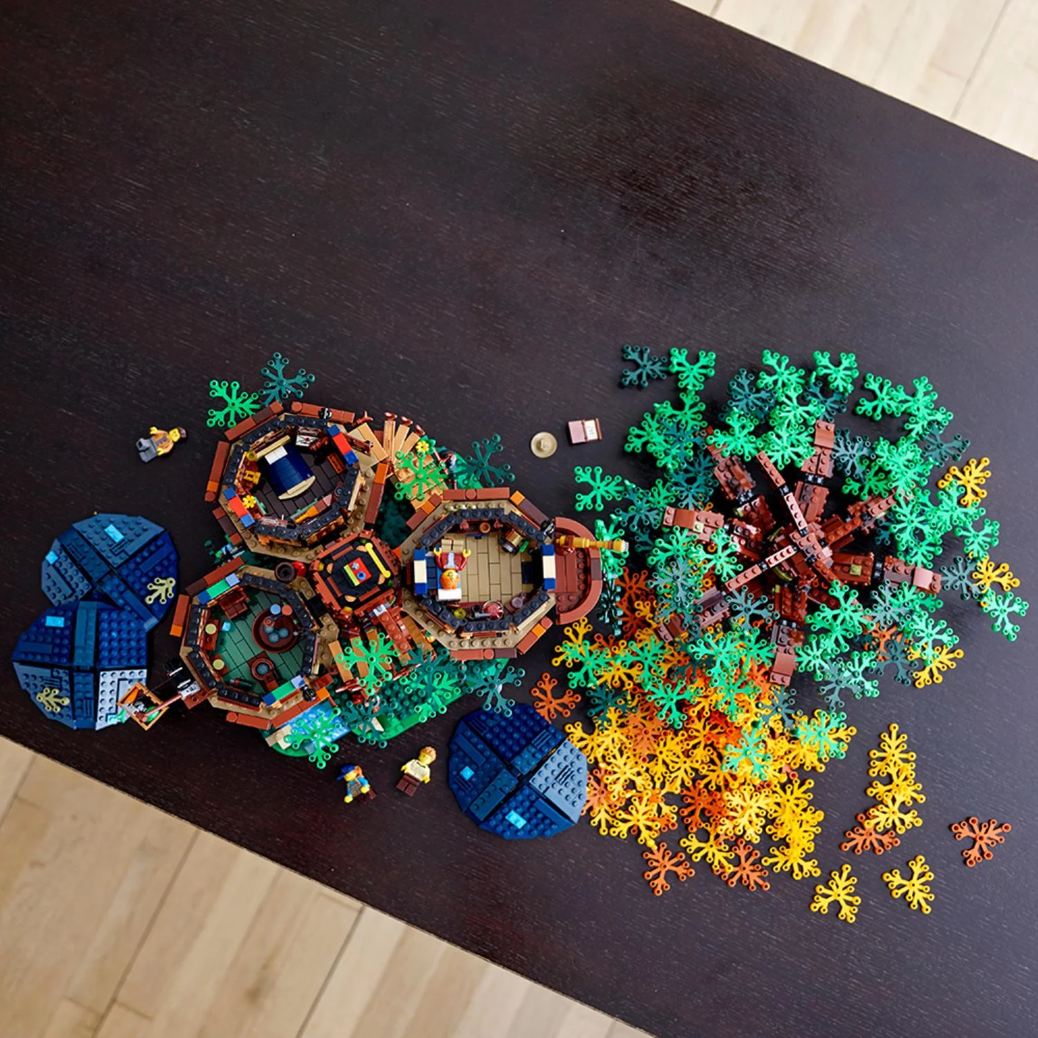 LEGO® Ideas Tree House - Image 5